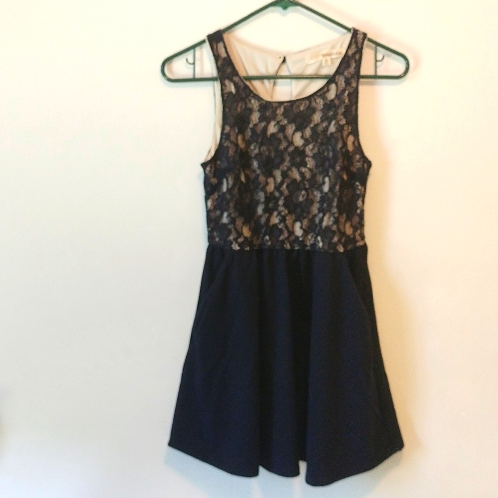 Rewind dress navy blue with tan, size xs